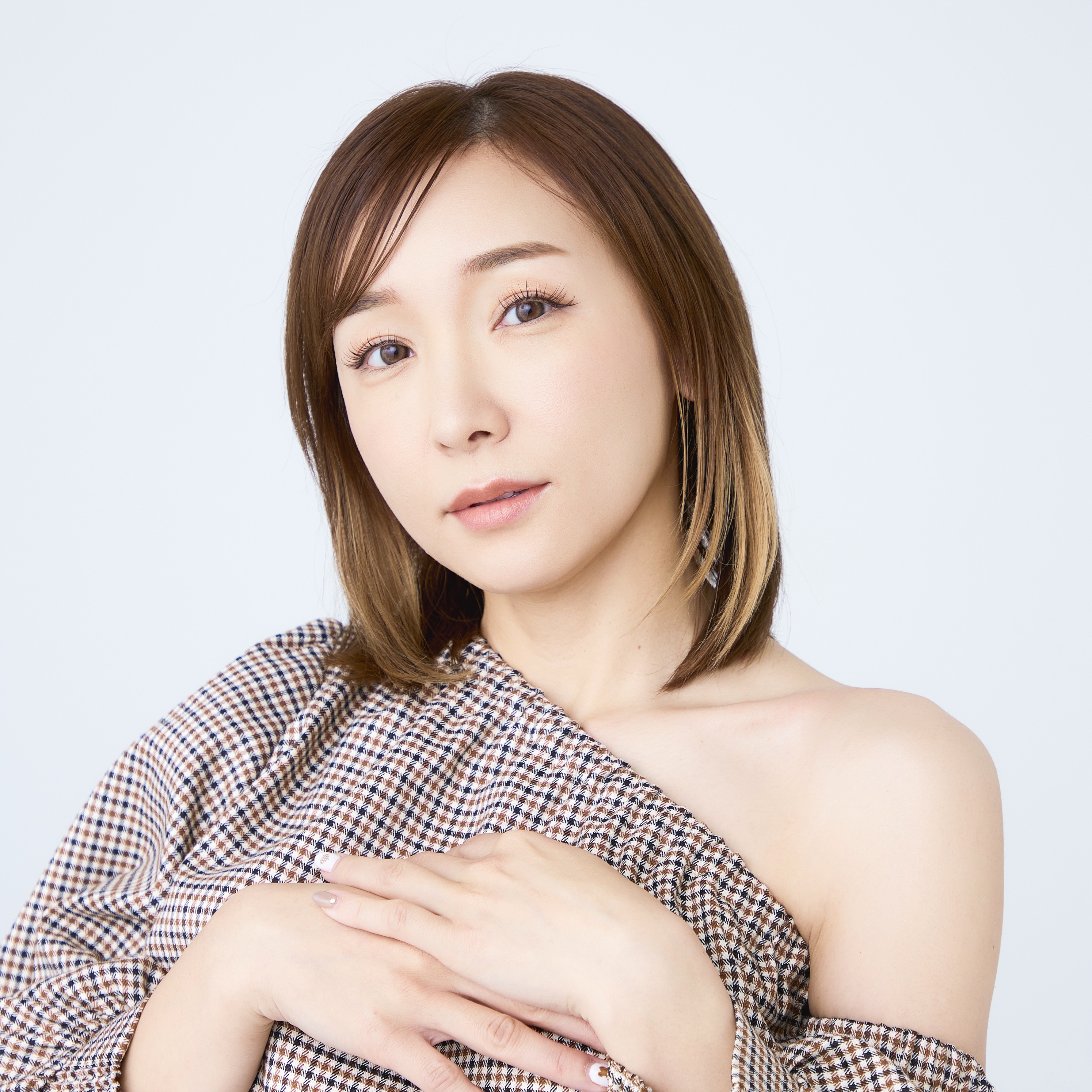 8BA8FA8C-D392-43C1-92D9-364A7423EE78